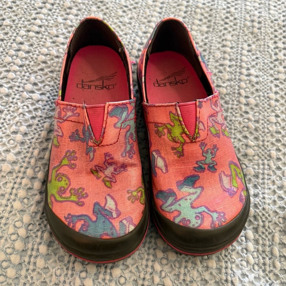 Dansko Pink Frog Pattern Vesta Girls Kids Clogs sz 11 Toddler